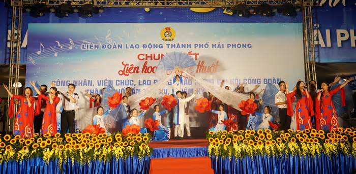 CNVCLĐ biểu diễn nghệ thuật chào mừng Đại hội Công đoàn TP Hải Phòng