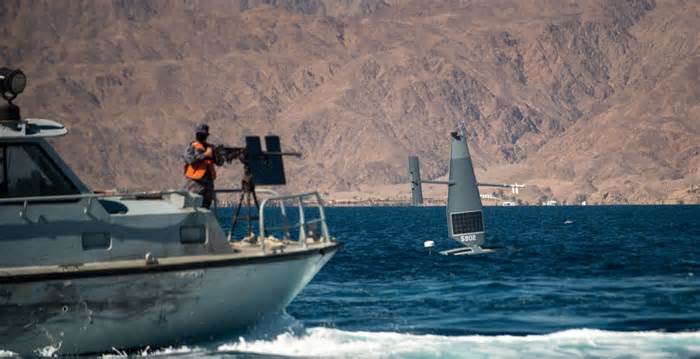 Mỹ nói tàu trên biển Arab hứng chịu tấn công từ Iran, Tehran phản đối Moscow về chủ quyền các đảo tranh chấp với UAE