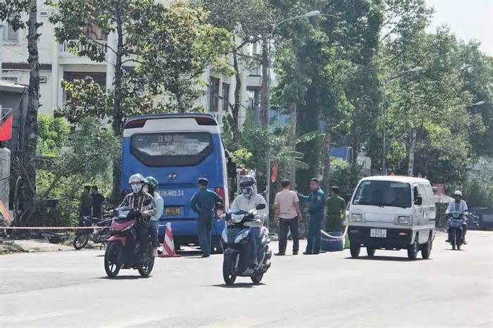 Xe buýt đưa đón học sinh gặp tai nạn ở Cần Thơ