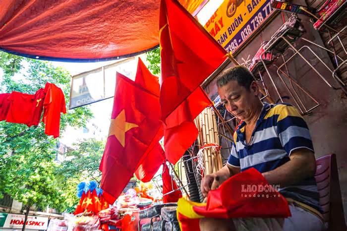 Thủ đô Hà Nội rợp cờ hoa mừng lễ Quốc khánh 2.9