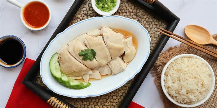 Cơm gà - món ăn đưa khách đến đảo Hải Nam