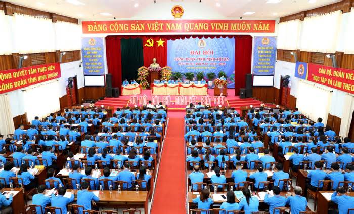 200 đại biểu dự phiên thứ nhất Đại hội Công đoàn Ninh Thuận lần thứ XI