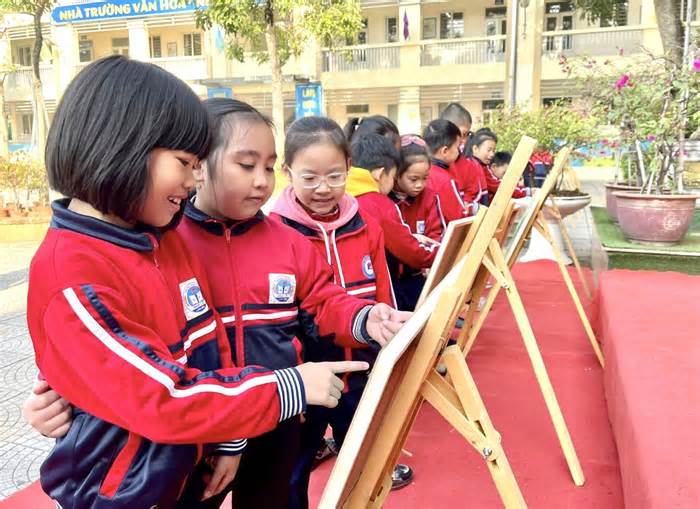 Trao tặng 3 công viên xanh cho 3 trường Tiểu học ở Hà Nội
