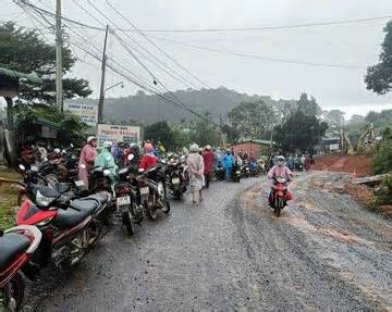 Lại xảy ra sạt lở đất khiến 2 người ở Lâm Đồng thương vong