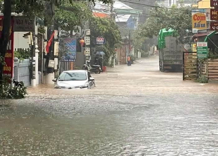 Mưa lũ cuốn trôi nhà dân, hoa màu, ngập úng cục bộ ở Sơn La