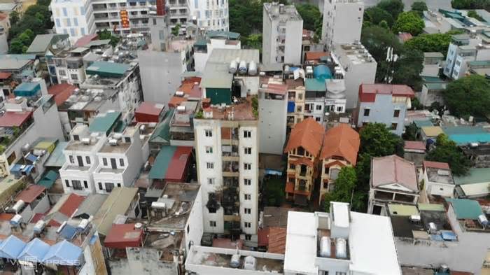 Hà Nội xem xét kỷ luật 28 đảng viên sau vụ cháy chung cư mini