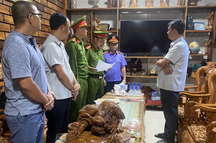 Phó chủ tịch huyện Hướng Hóa bị khởi tố