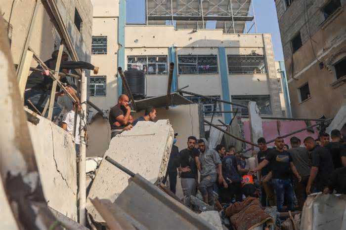 Bị Hamas tấn công khiến nhiều binh sĩ thương vong, Israel không kích đáp trả ở Rafah