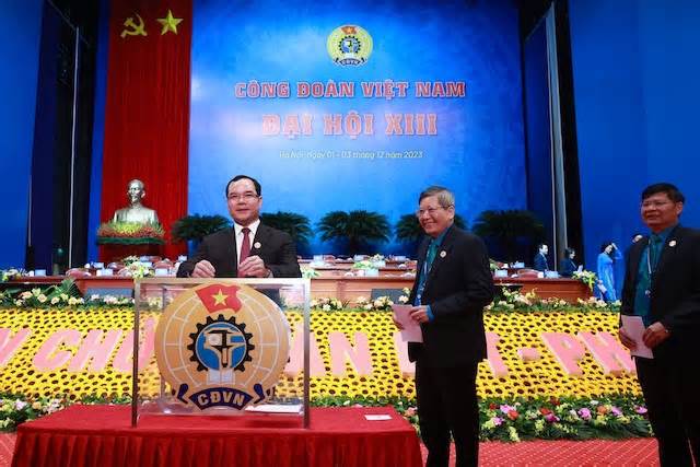 Bầu 168 ủy viên Ban Chấp hành Tổng Liên đoàn Lao động Việt Nam khoá XIII