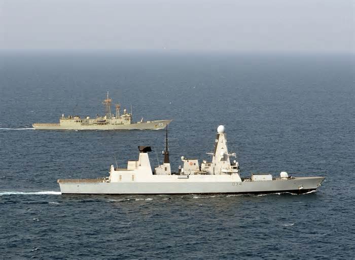 Chiến hạm Anh chặn đòn tập kích UAV của Houthi