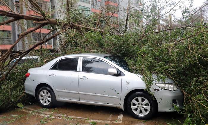 Trung Quốc nói bão Yagi tàn phá 'vượt xa tưởng tượng'