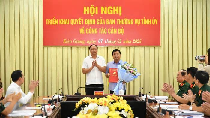 Bí thư, chủ tịch tỉnh Kiên Giang nhận thêm nhiệm vụ