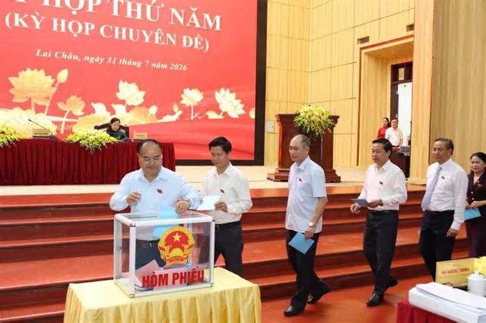 Bí thư xã Bum Tở được bầu làm Phó chủ tịch HĐND tỉnh Lai Châu