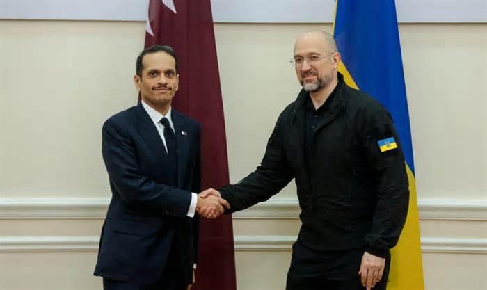 Thủ tướng Qatar thăm Ukraine, viện trợ nhân đạo 100 triệu USD