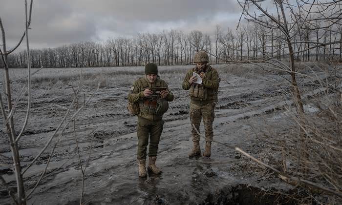 UAV Ukraine chặn chiến thuật 'luồn ống' của Nga