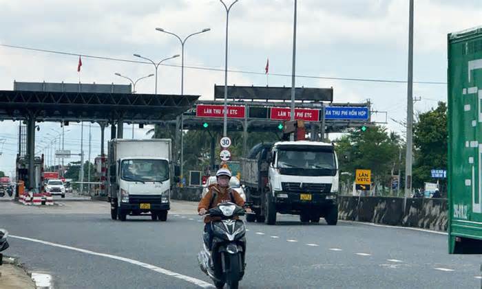 Đề xuất đặt 'cổng làng' ở các đường dân sinh quanh trạm thu phí, chính quyền nói gì?