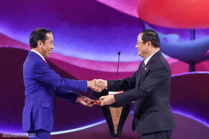 ASEAN-43: Lào đón nhận cương vị Chủ tịch ASEAN từ Indonesia
