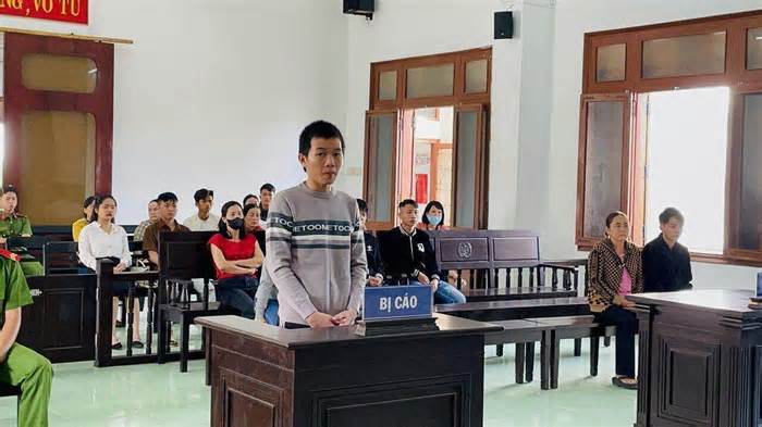 Thiếu niên ở Phú Yên lĩnh án 3 năm tù do đâm trọng thương người khác