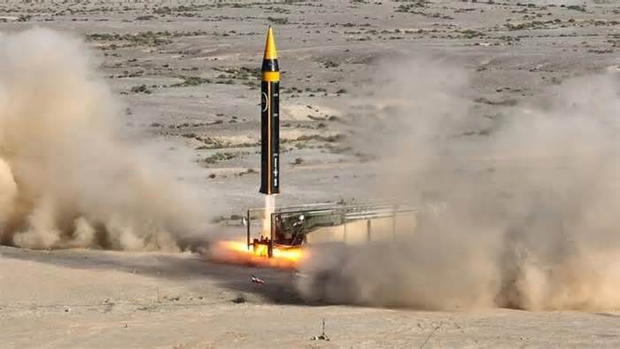 Tên lửa Iran có thể vươn tới lãnh thổ Israel?
