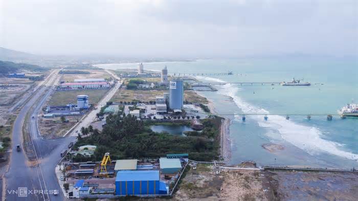 Hơn 2.000 tỷ đồng làm đường ven biển khu kinh tế Vân Phong