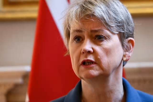 Anh nới lỏng thị thực cho người tị nạn Ukraine