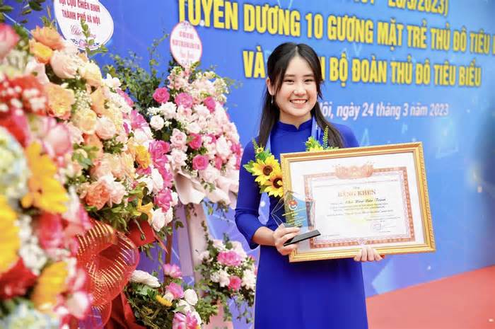 Hiệu triệu thanh niên dựng xây đất nước