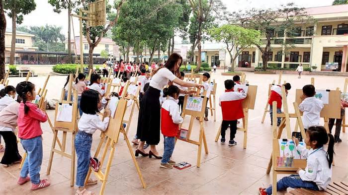 Thông tư dạy thêm, học thêm có hiệu lực: Hàng loạt lớp học thêm dừng hoạt động