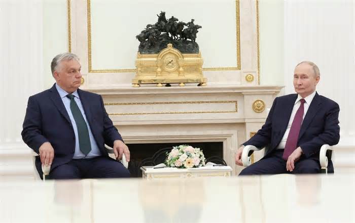 Thủ tướng Hungary thăm Nga để 'thực hiện sứ mệnh hòa bình', Ukraine nói nên 'cư xử khác đi'