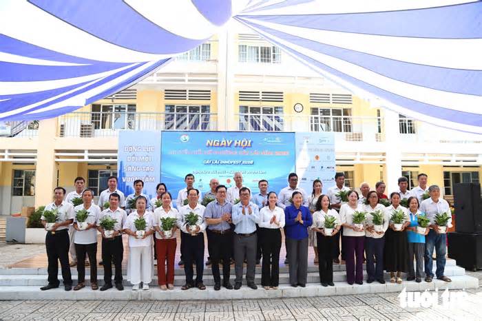 Phường Cát Lái triển khai mô hình khu phố thông minh, đưa chuyển đổi số gần hơn với người dân