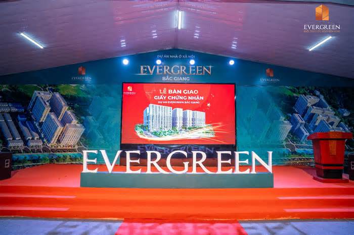 Evergreen Bắc Giang chính thức bàn giao giấy chứng nhận đợt đầu tiên