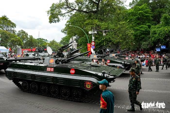 Chuẩn bị sản xuất loạt xe chiến đấu bộ binh, xe thiết giáp chở quân