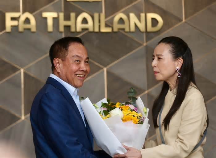 Madam Pang làm chủ tịch LĐBĐ Thái Lan