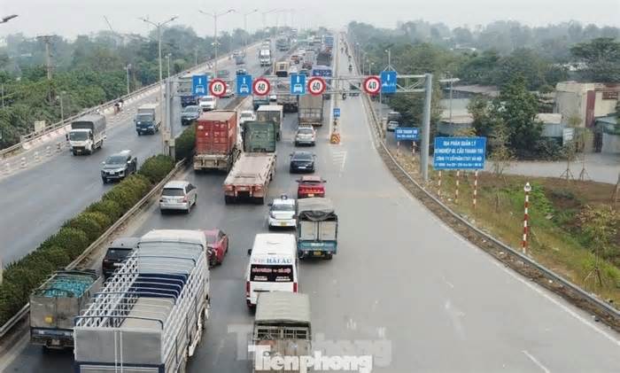 Hà Nội giảm tốc độ, điều chỉnh phân làn trên cầu Thanh Trì gần 3 tháng