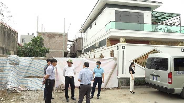 Vợ nguyên chủ tịch phường ở Hải Phòng chưa khắc phục dãy nhà xây trái phép