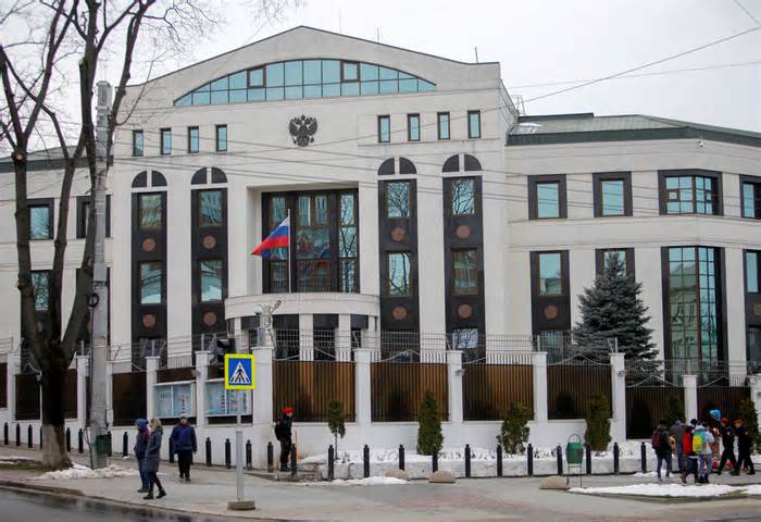 Đại sứ quán Nga ở Moldova bị ném bom xăng