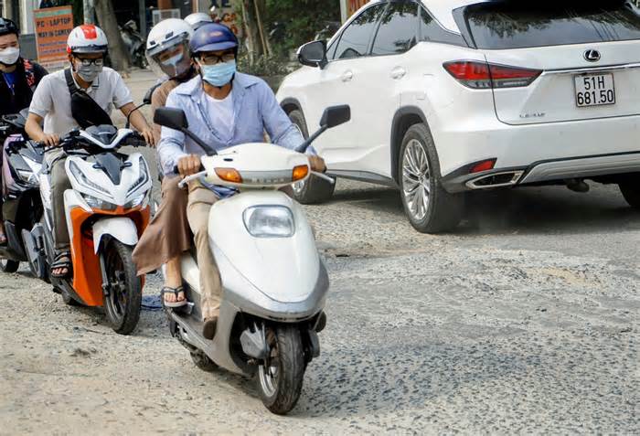 Tuyến đường ở TP Hồ Chí Minh xuống cấp, Sở GTVT yêu cầu làm rõ trách nhiệm