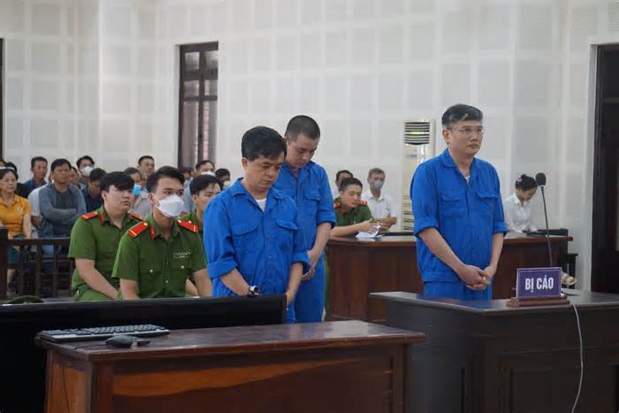 Nhận hối lộ, giám đốc trung tâm đăng kiểm Đà Nẵng lĩnh án 8 năm tù