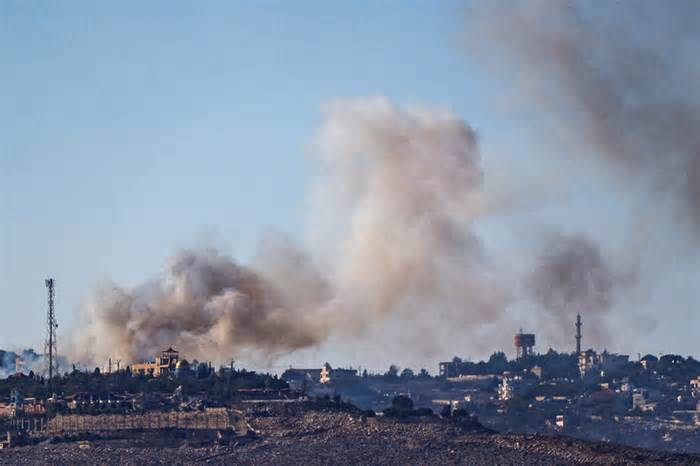 Israel và nhóm Hezbollah tiếp tục giao tranh ở biên giới