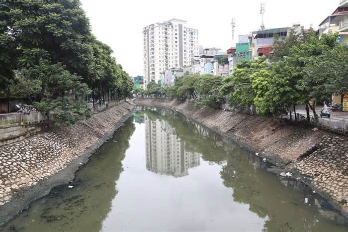 4 con sông “chết” của Hà Nội sắp được “giải cứu“ ô nhiễm thế nào?