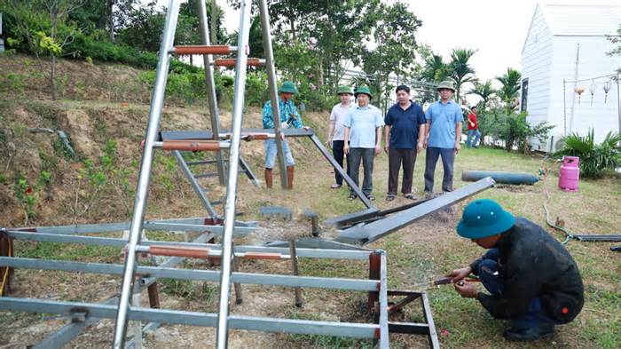 Yêu cầu tháo dỡ toàn bộ công trình xây dựng trái phép tại đảo Sơn Dâu