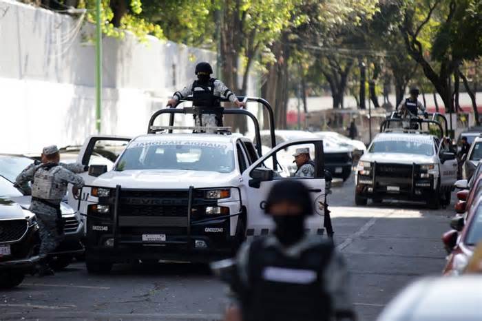 Băng đảng ma túy Mexico tuyên chiến với chính quyền địa phương