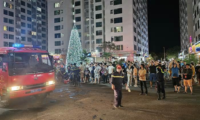Cháy tại chung cư 40 tầng ở Nha Trang, hàng trăm người tháo chạy