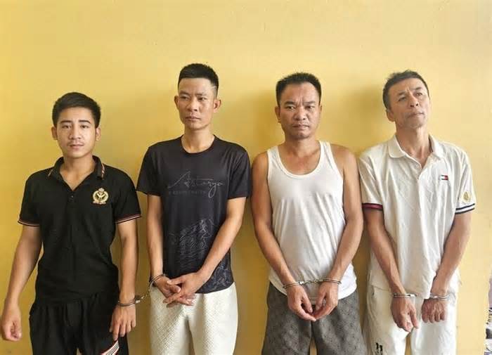 Bắt ổ nhóm buôn bán ma túy có tàng trữ súng ngắn ở Nghệ An