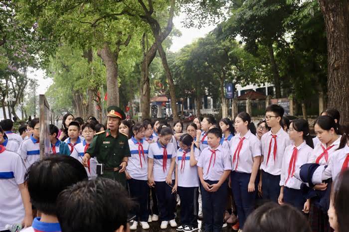 Giáo dục thế hệ trẻ niềm tự hào về Chiến thắng Điện Biên Phủ