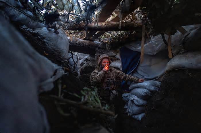 Cuộc sống 'tệ hơn địa ngục' của lính Ukraine ở tiền tuyến