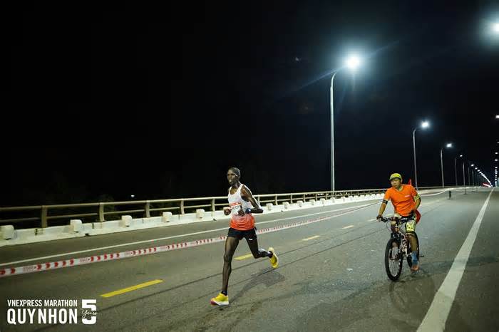 Edwin Kiptoo: 'Các runner Việt ngày càng tiến bộ'