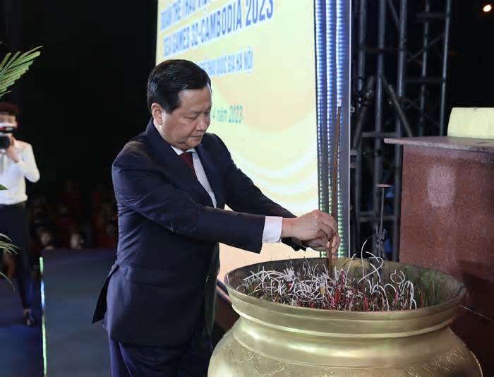 Phó Thủ tướng Lê Minh Khái: Mỗi một VĐV đoàn thể thao Việt Nam là một đại sứ văn hóa