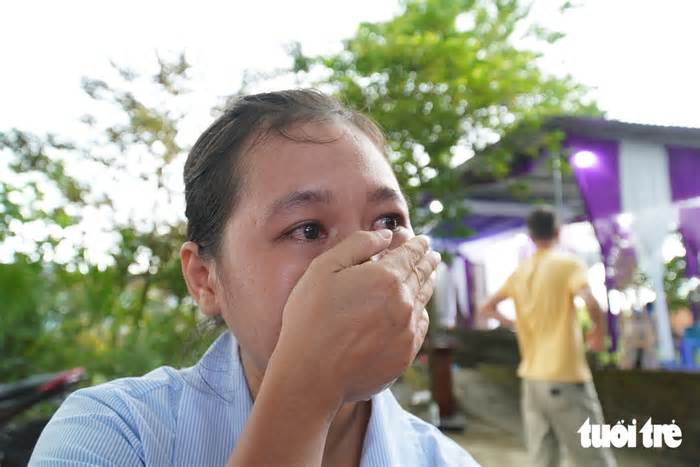Người mẹ lao công tử vong trên con đường 'làm mãi không xong', 3 con thơ mồ côi cả cha lẫn mẹ