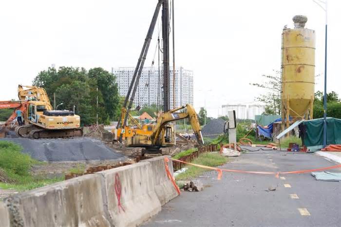 Ban Giao thông TP.HCM lý giải loạt dự án chậm tiến độ gần 10 năm