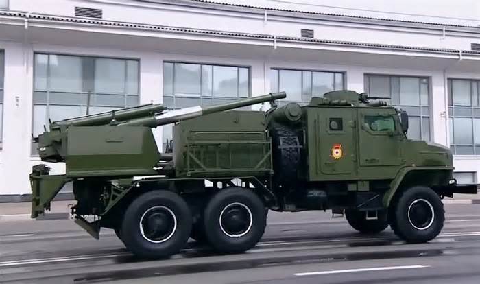 Nga nhận lô pháo tự hành Floks phiên bản mới